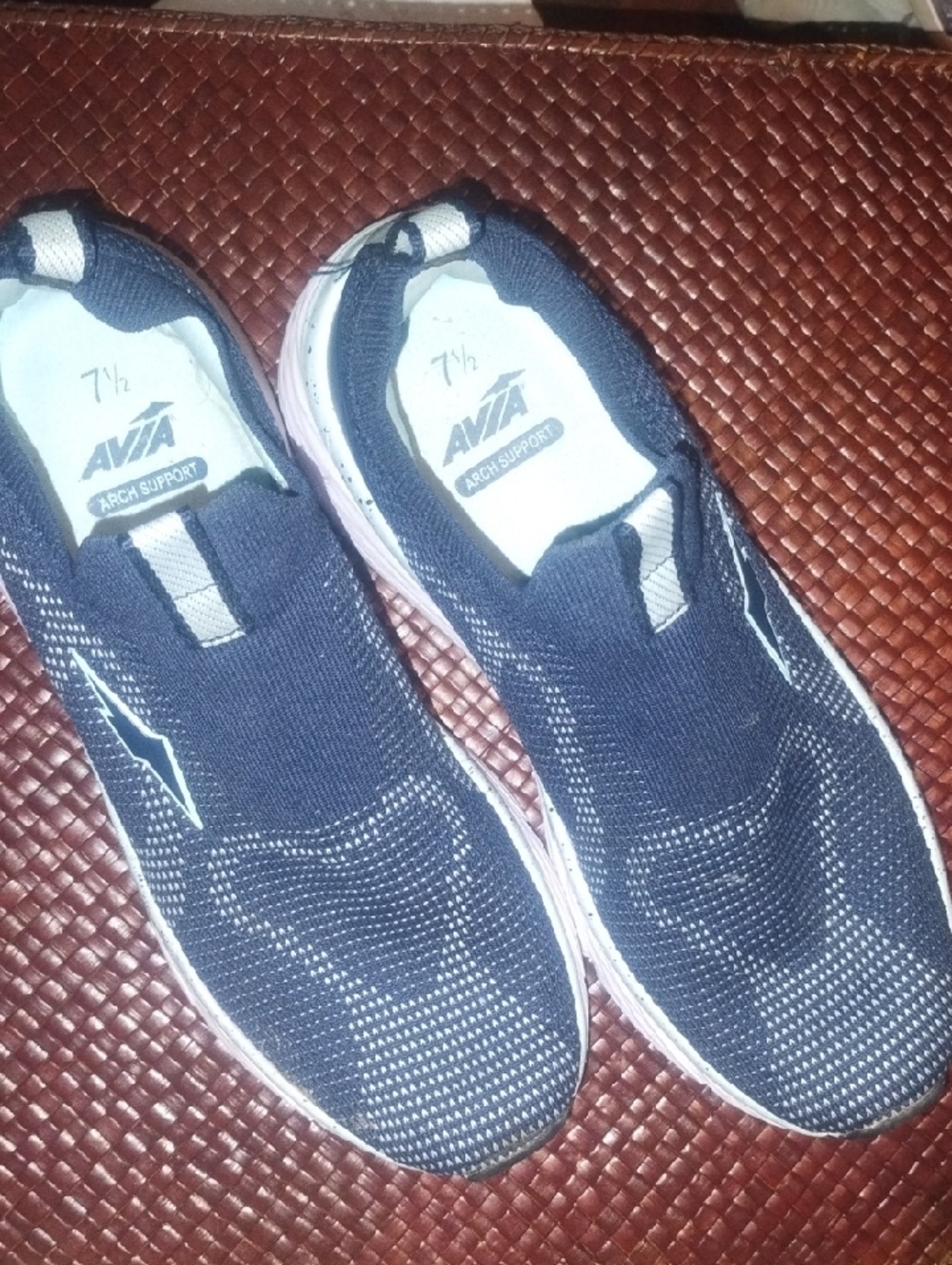FLASH SALE$$ Avia Navy and White Slip-On Knit Sneakers
